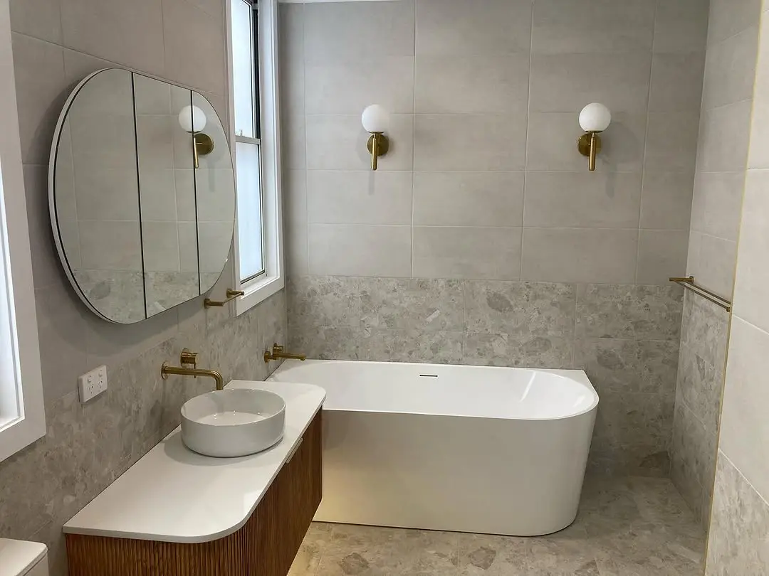 Ensuite renovation with floor-to-ceiling tiling